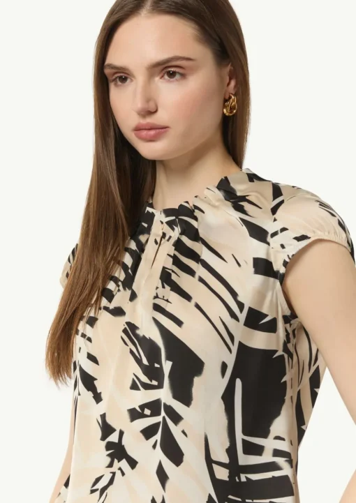 Satinbluse mit Kappärmeln