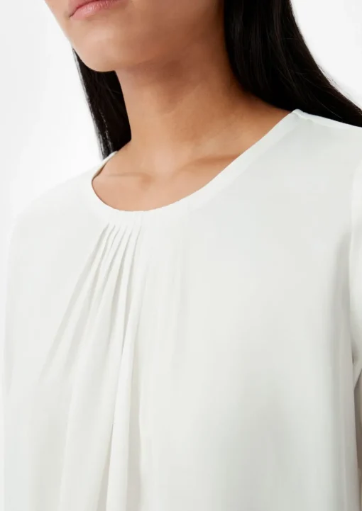 Satinbluse mit Plisseefalten