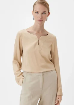 Satinbluse mit Tunika-Ausschnitt