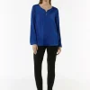 Satinbluse mit Tunika-Ausschnitt