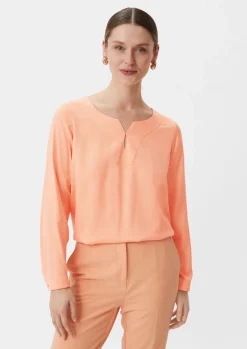 Satinbluse mit Tunika-Ausschnitt