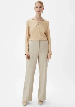 Satinbluse mit Tunika-Ausschnitt