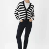 Satinhose mit Skinny Leg