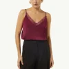 Satin-Top mit Spitze und verstellbaren Trägern