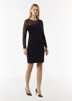 Schmal geschnittenes Strickkleid mit Transparenz-Effekt