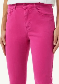 Skinny Jeans mit geschlitztem Saum
