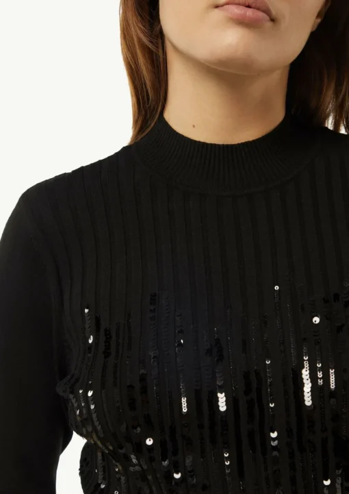 Slim-Fit-Strickpullover mit Paillettenbesatz