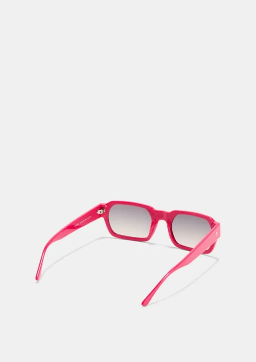 Sonnenbrille mit Statement-Rahmen