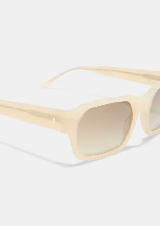 Sonnenbrille mit Umrandung in Perlmutt-Optik