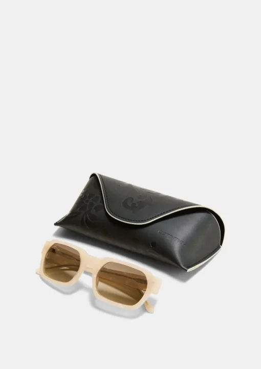 Sonnenbrille mit Umrandung in Perlmutt-Optik