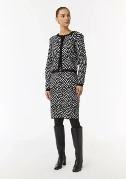 Strick-Kleid mit Zebra-Jaquard und Rippblende