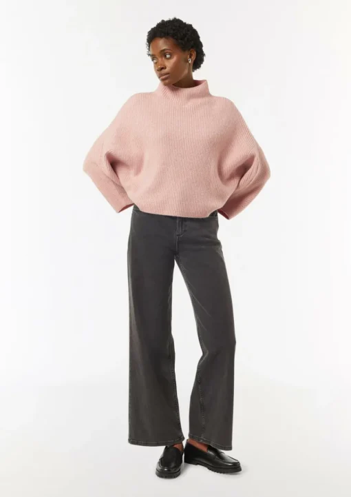 Strick-Poncho mit Stehkragen