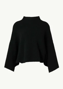 Strick-Poncho mit Stehkragen