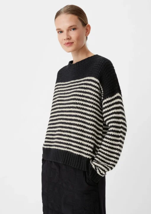 Strickpullover mit Logo-Applikation