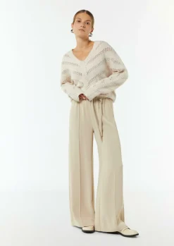 Strickpullover mit zarten Pailletten
