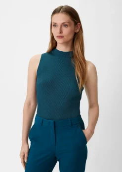 Stricktop mit Rippstruktur