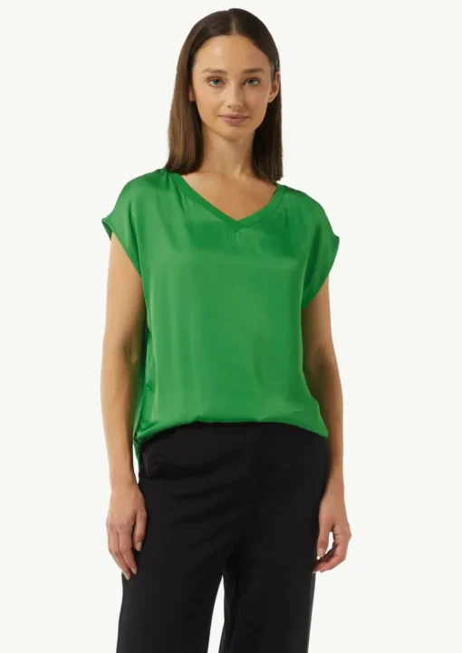 T-Shirt im Fabricmix mit Rippdetail