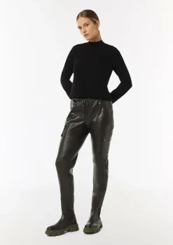 Turtleneck-Strickpullover mit Minipailletten