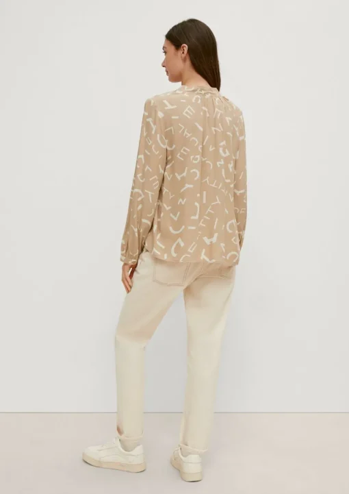 Viskosebluse mit Allover-Muster