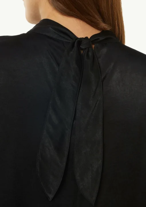 Web-Kleid mit Schleifen-Detail